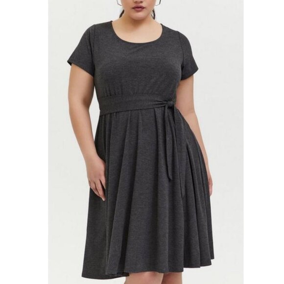 torrid Dresses & Skirts - Torrid Size 3 Charcoal Grey Jersey Tie-Front Skater Mini Dress